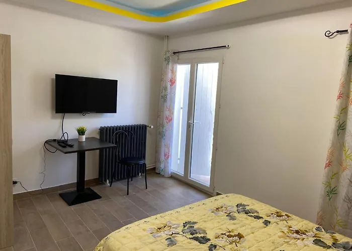 Pour 1 Ou 2 Personnes 3* Prayssac